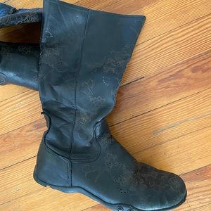 DKNY leather boots